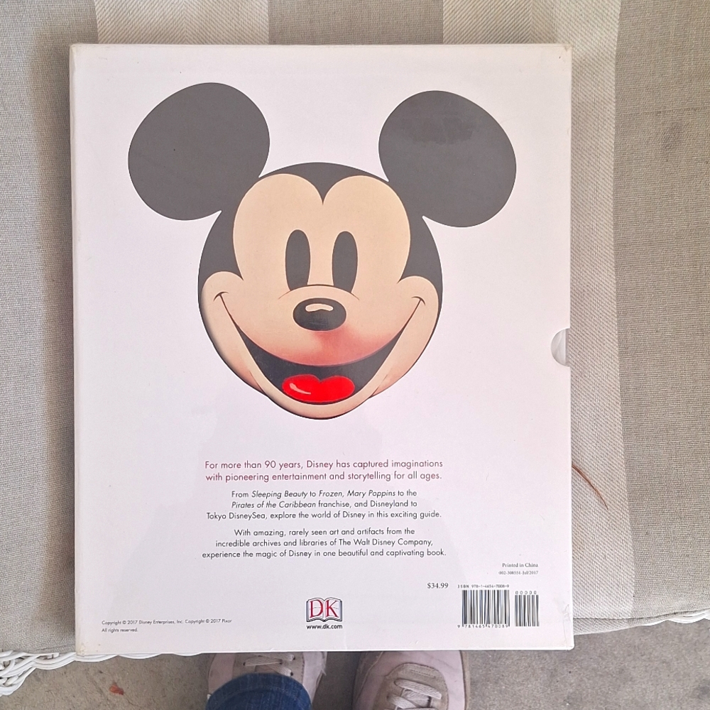 Disney Book - Picture 2 of 3
